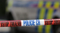 Na vlakovej stanici v Olomouci našli telo mladíka. Zrejme sa polial horľavinou a zapálil