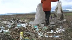 Po osadníkoch z Letanovského Mlyna ostal takýto bordel. Upratovali ho iní