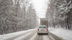 Viaceré horské priechody sú kvôli počasiu úplne neprejazdné