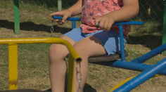 Dráma na kolotoči neďaleko Trnavy. Chlapca (2,5) zasiahol elektrický prúd