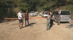 Razia nad Prešovom: Polícia a geodeti skúmali podozrivý odpad z diaľnice