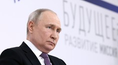 Vladimir Putin poprel tvrdenia USA, že Rusi vyvíjajú kozmickú jadrovú zbraň