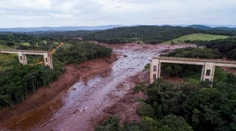 Po pretrhnutí priehrady v brazílskom Belo Horizonte sedem mŕtvych a stovky nezvestných