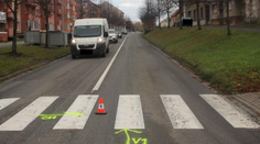 Bezohľadný vodič v Česku. Zrazil 10-ročné dievča, zranené ho odviezol do školy a ušiel