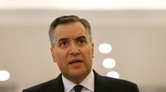 Dezignovaný libanonský premiér Mustafá Adíb odstúpil z funkcie