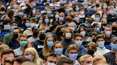 Európa je v pevnom zovretí pandémie. Do jari hrozí ďalších 700-tisíc mŕtvych