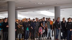 Za mŕtvymi študentami smútia aj univerzity. Pripomenuli si ich minútou ticha