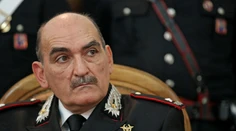 Policajti rozbili teroristickú bunku v Európe. Verbovali ľudí do bojov