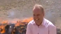Reportér sa nadýchal výparov a potom sa už len chichotal