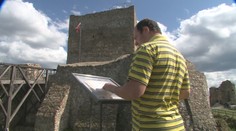 Hrad Šariš môžu obdivovať už aj nevidiaci. Vyrobili pre nich makety časti tejto zrúcaniny