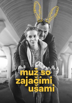 Muž so zajačími ušami