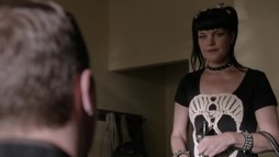 1. epizóda - Whiskey, tango, foxtrot