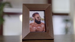 10. epizóda - Mitchell Richardson