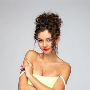 Julie 