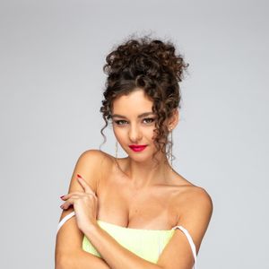 Julie 