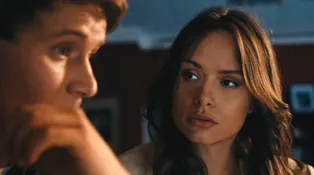 Iskrilo to na všetky strany. Viky a Oliver sa tomu poddali