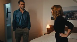 Adam dá návrh, ktorý sa neodmieta. Rebeka ho ale odmietne
