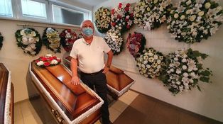 In/Out - Šéf pohrebnej služby: Najhorší je pohľad na deti