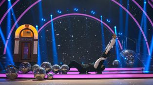 8. kolo: Gabriela Marcinková a Jaroslav Ihring - quickstep: The Jacksons – Blame It On the Boogie