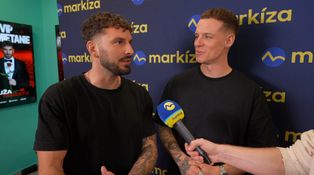 Rasťo prezradil, prečo pobozkal Aničku