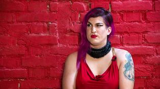 In/Out - B-Complexka o transrodovosti