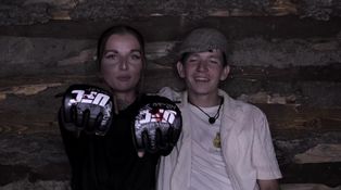 MMA na Farme, Hruška skončil s rozbitým nosom