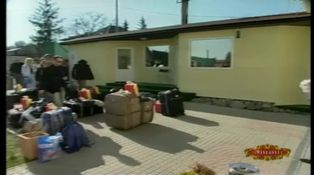 Mojsejovci -  Nora a Braňo čakali súťažiacich v kroji