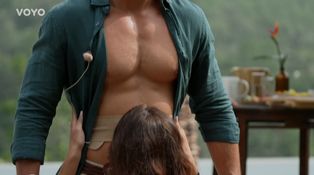 Adrian ani nedýchal! Sabina si kľakla a diali sa veci