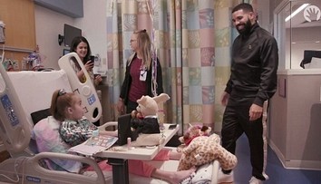 Chorá Sofia (11) má iba dva sny: nové srdce a stretnúť svojho idola. Jeden jej už splnili