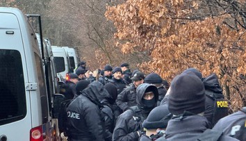 Život im zachránila náhoda. Masový vrah z českej fakulty v liste priznal, že chcel zabiť i matku s dvoma deťmi