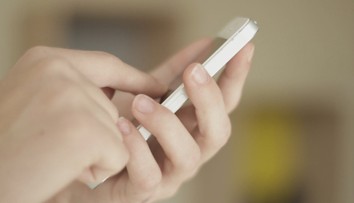 Obťažujú vás telefonátmi firmy ponúkajúce produkty? Už o pár mesiacov prestanú