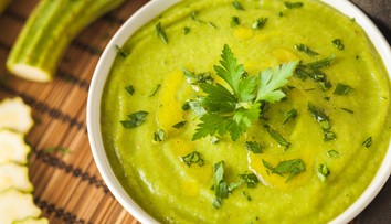 Studené polievky na osvieženie: Známy šéfkuchár prezradil recept na jednu so zmrzlinou