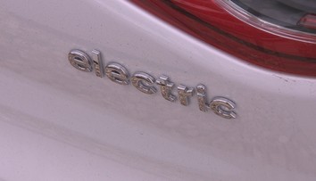 Tichým elektromobilom či hybridom odzvonilo: Po novom musia mať zvukové zariadenie
