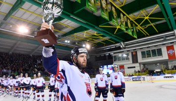 Sklamaný Meszároš ukončil reprezentačnú kariéru, Viedenský má po sezóne