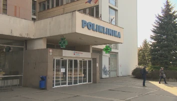 Tvrdý trest pre primára, ktorý nechal pacientku ležať v nemocnici na chodbe v Leviciach