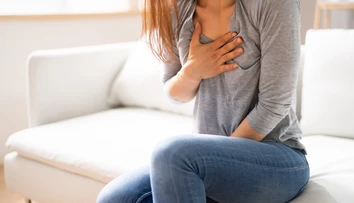 Žena (29) dostala mŕtvicu. Opísala signály, ktoré sa objavili hodinu predtým