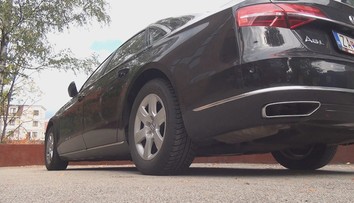 Žilinská radnica sa nemôže zbaviť luxusu. Do dražby opäť dáva primátorskú limuzínu