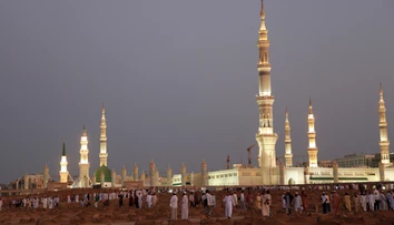 Pondelňajší bombový útok v Medine spáchal Pakistanec