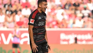 VIDEO: Návrat do Bundesligy ako hrom. Bénesovi stačili dve minúty, aby raketou k žrdi Berlínu zachránil zápas