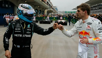 Valtteri Bottas sa objavil na Slovensku. Fínsky pilot F1 sa pozná aj s Petrom Saganom