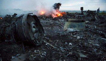 Zverejnili prvé mená podozrivých zo zostrelenia boeingu nad Donbasom