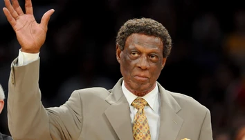 Vo veku 86 rokov zomrel legendárny hráč Lakers Elgin Baylor