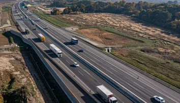 V pomere ceny za kilometer sme na chvoste. Aj keby sme nemali najdrahšie známky, počtom diaľnic zaostávame