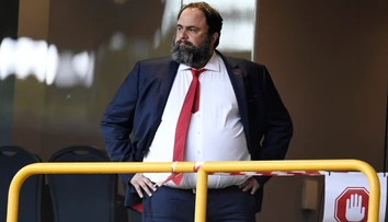 Zavaril si vlastným gólom. Olympiakos nastúpi proti Slovanu bez jednej z najväčších hviezd