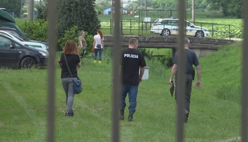 Na kúpalisku v Podhájskej zasahovali kukláči. Dôvodom je odber vody