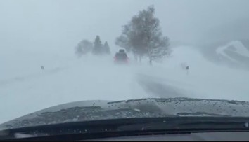 Pozor na silný vietor, na niektorých miestach hrozí až víchrica