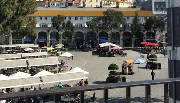 Gibraltár ako prvý na svete zaočkoval všetkých dospelých. Ľudia sa vracajú do normálu