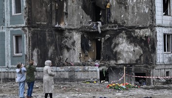 Rusi raketami útočili na obytnú bytovku na východe Ukrajiny. Hlásia najmenej jednu obeť