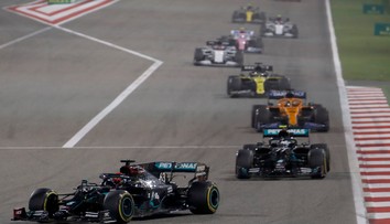 F1: Víťazom VC Sachiru  Perez, Hamiltonov náhradník Russell bol blízko k triumfu