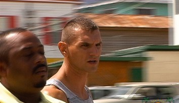 Na zozname najhľadanejších osôb Europolu je aj Slovák, ktorý má dieťa s herečkou